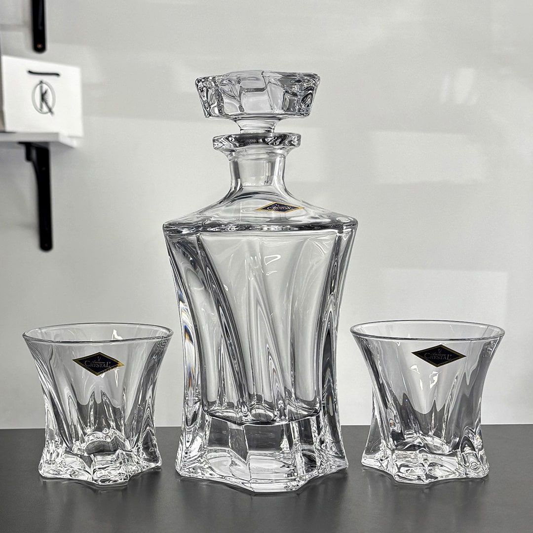 Decantor si 2 pahare din cristal Bohemia
