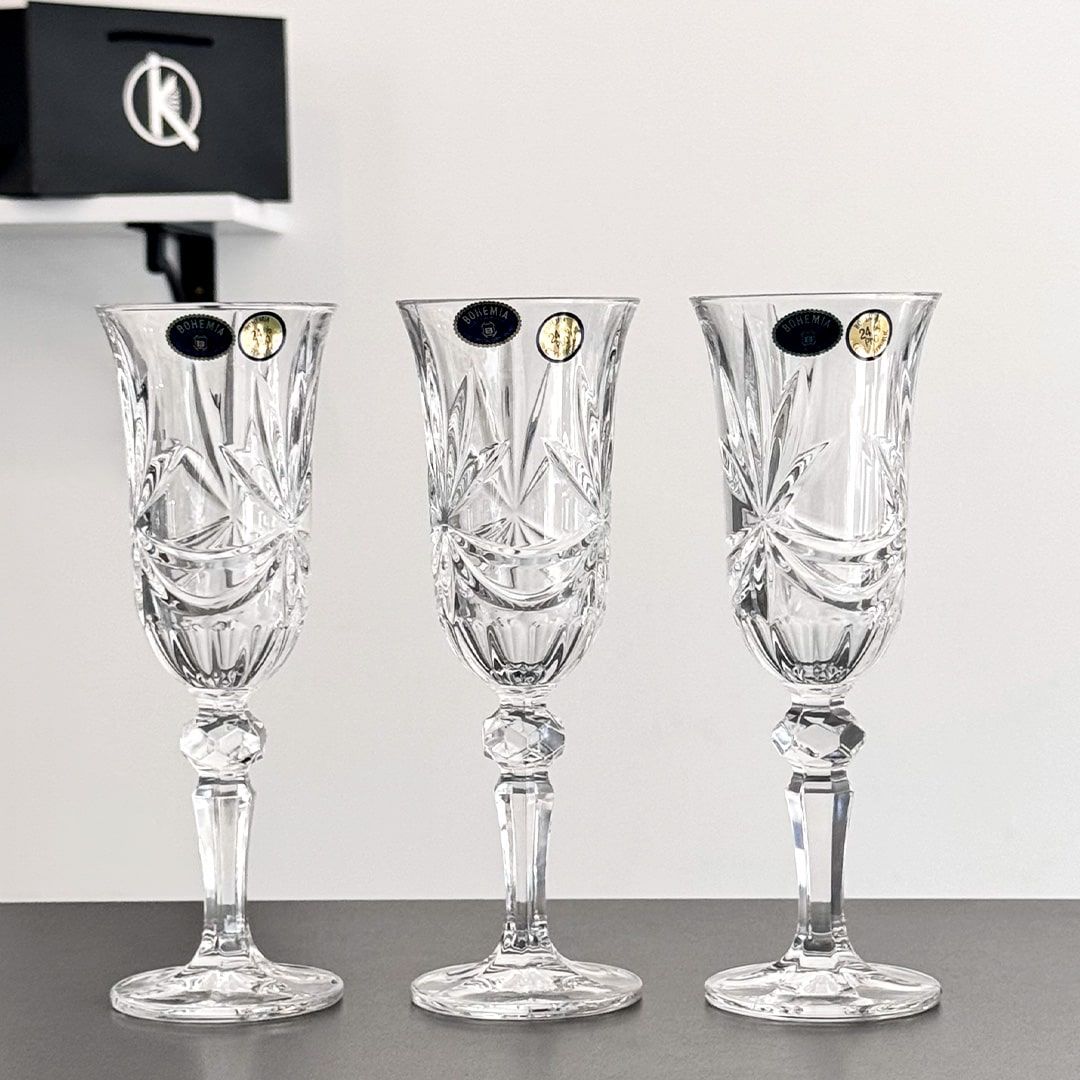 3 pahare din cristal pentru sampanie
