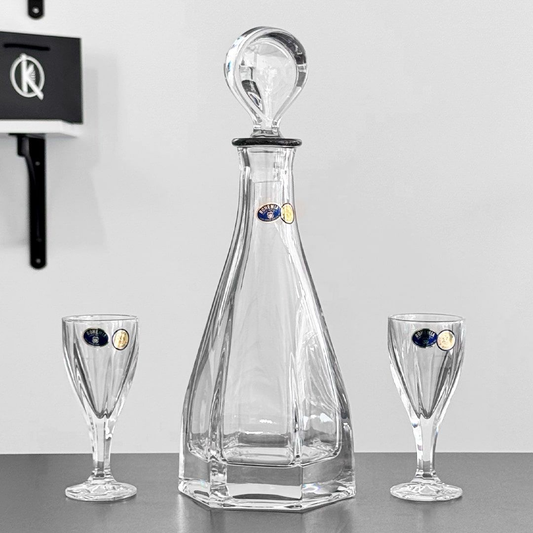 Decantor si 2 pahare din cristal pentru vodka